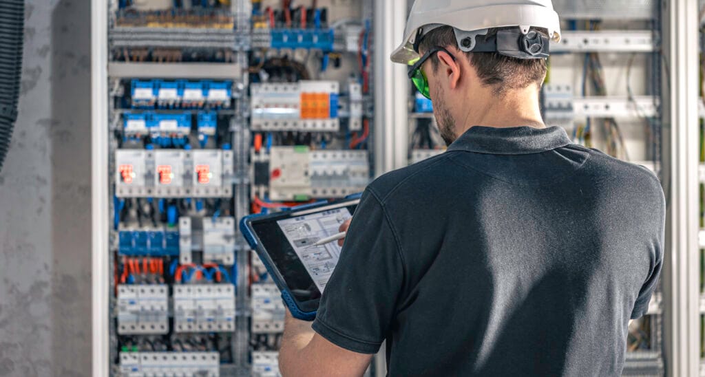 Estudo de coordenação e seletividade de instalações elétricas